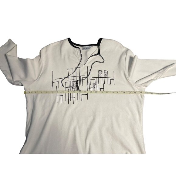 K.D. Spring White 3/4 Sleeve Top  Abstract Black Geometric Design V-Neck  Large - Picture 16 of 16